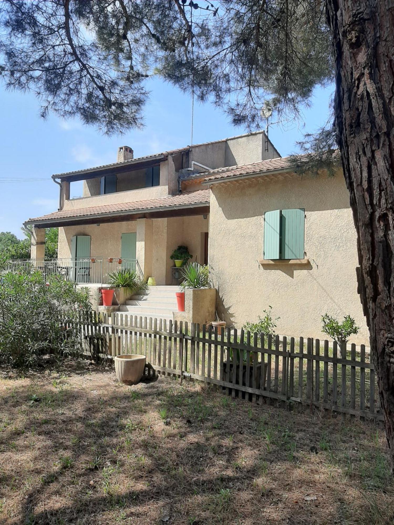 Appartement Avec Grand Jardin Et Parking, Uzes Uzès Exterior foto